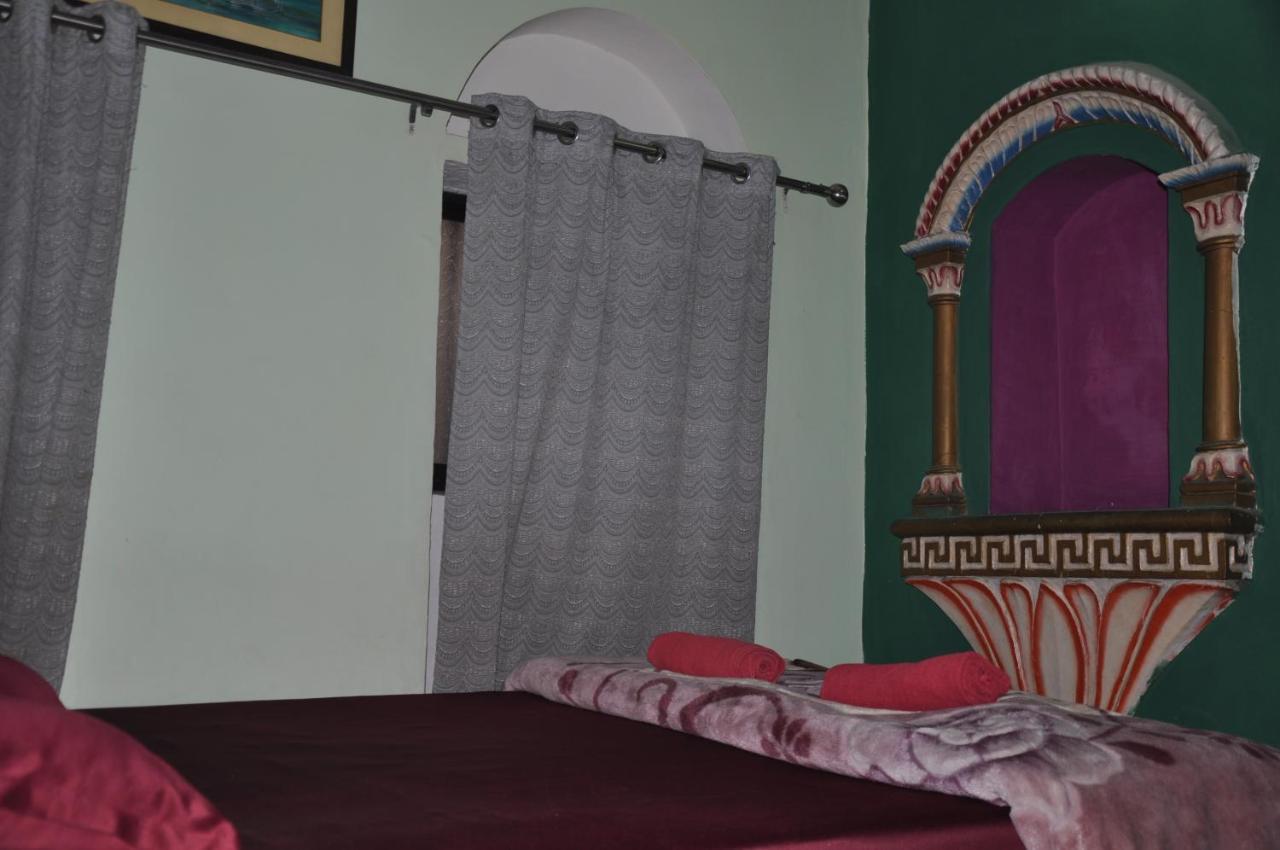 Ganga Fuji Home Varanasi Luaran gambar